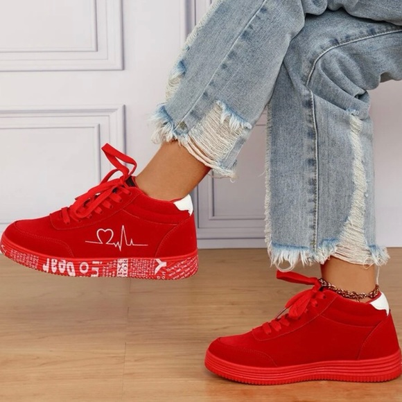 Graphic Letter Print Red Sneaker - Picture 2 of 5